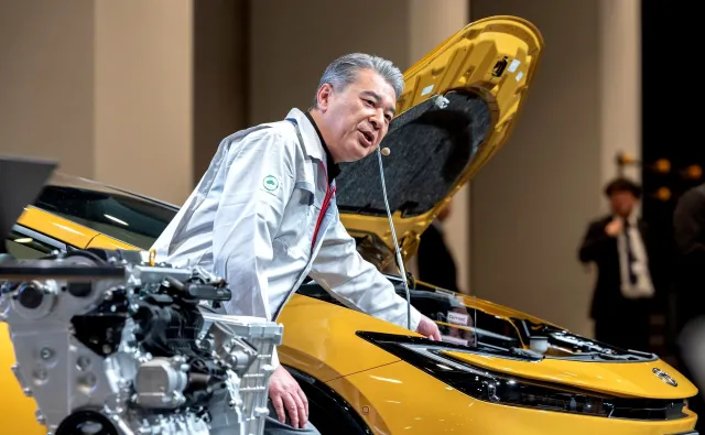 Nowa Toyota Corolla to trzęsienie ziemi. Hybryda 1.5 deklasuje zasięgiem