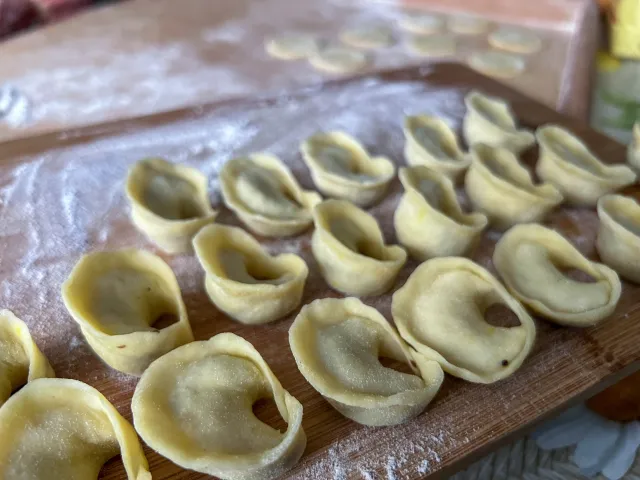 Święta coraz bliżej. Robimy i mrozimy uszka na Wigilię. Jak mrozić uszka? Surowe?