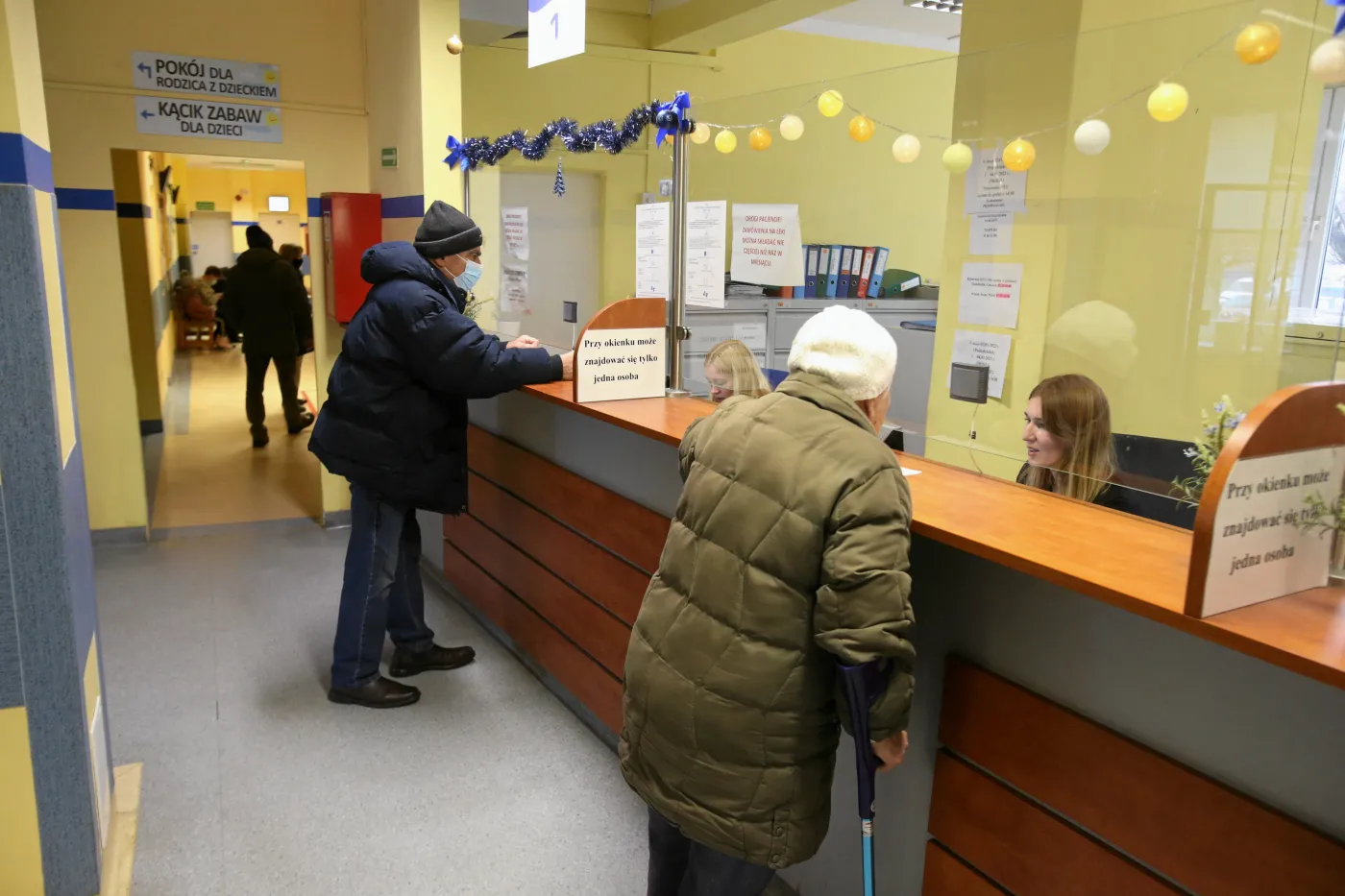 270 przypadków na 100 tys. osób. Grypa nie rosła tak szybko od lat, a szczyt wciąż przed nami