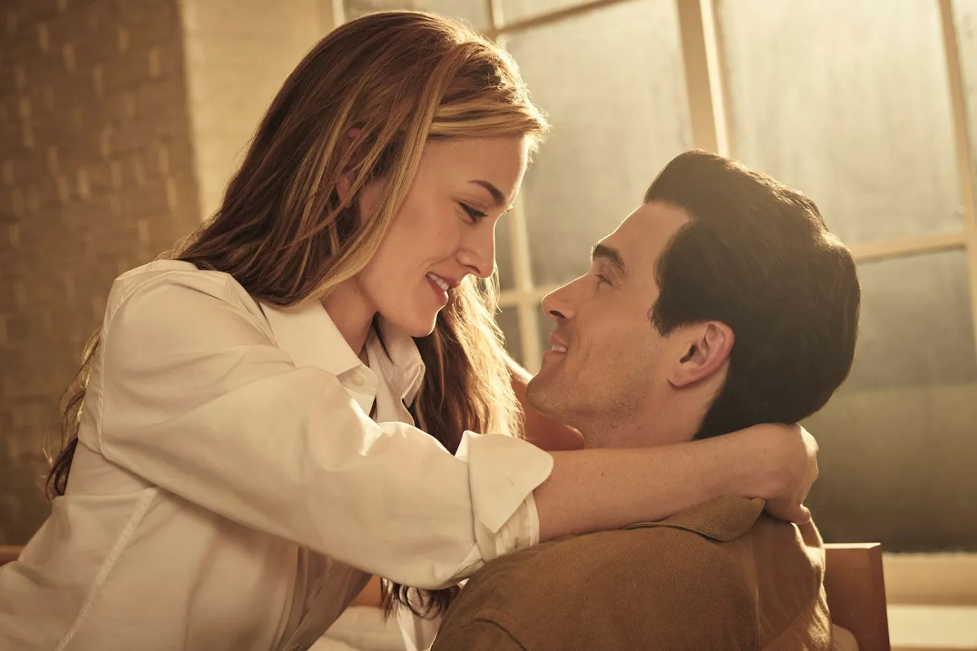 To był najgłośniejszy romans Ameryki. Nowy serial na ustach wszystkich