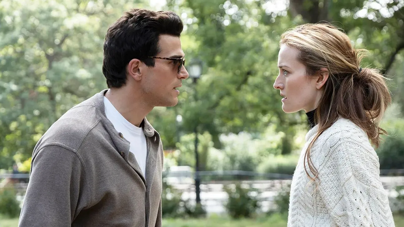 Serial o najgłośniejszym romansie Ameryki podbił Polskę. To przedostatni odcinek