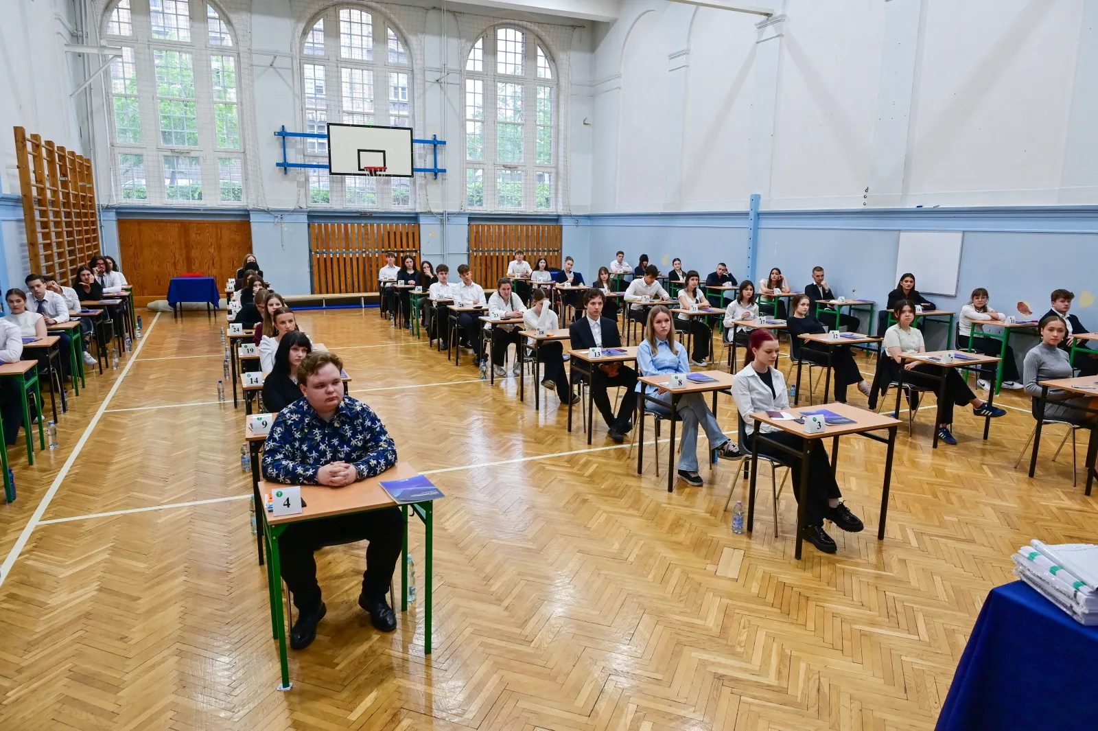 Matura 2026 z matematyki. Zdjęcia arkuszy w sieci po trzech minutach. Jest reakcja CKE