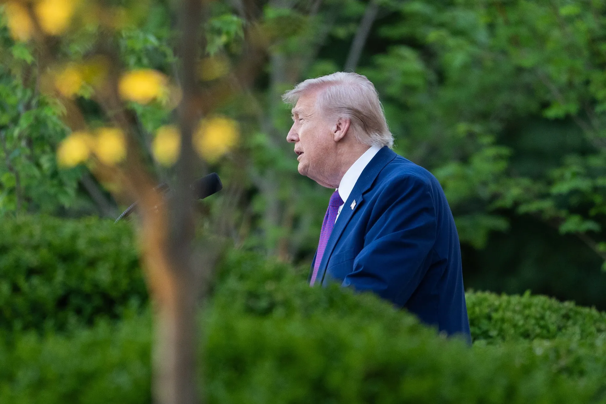 Donald Trump zasnął na oficjalnym spotkaniu. Biały Dom wszystkiemu zaprzecza [FOTO]