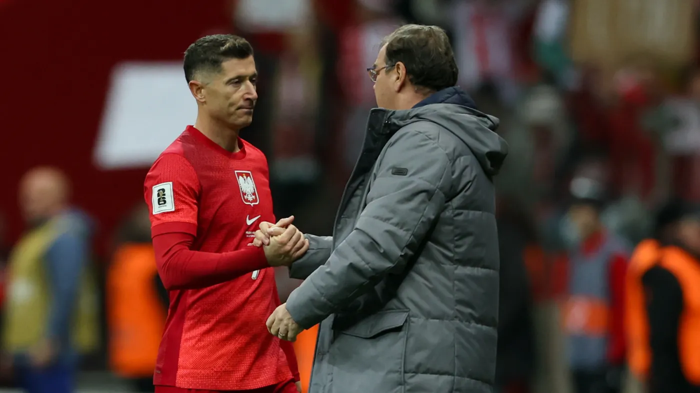 Czy Urban będzie powoływał Lewandowskiego po transferze do USA? Selekcjoner mówi o jednym warunku