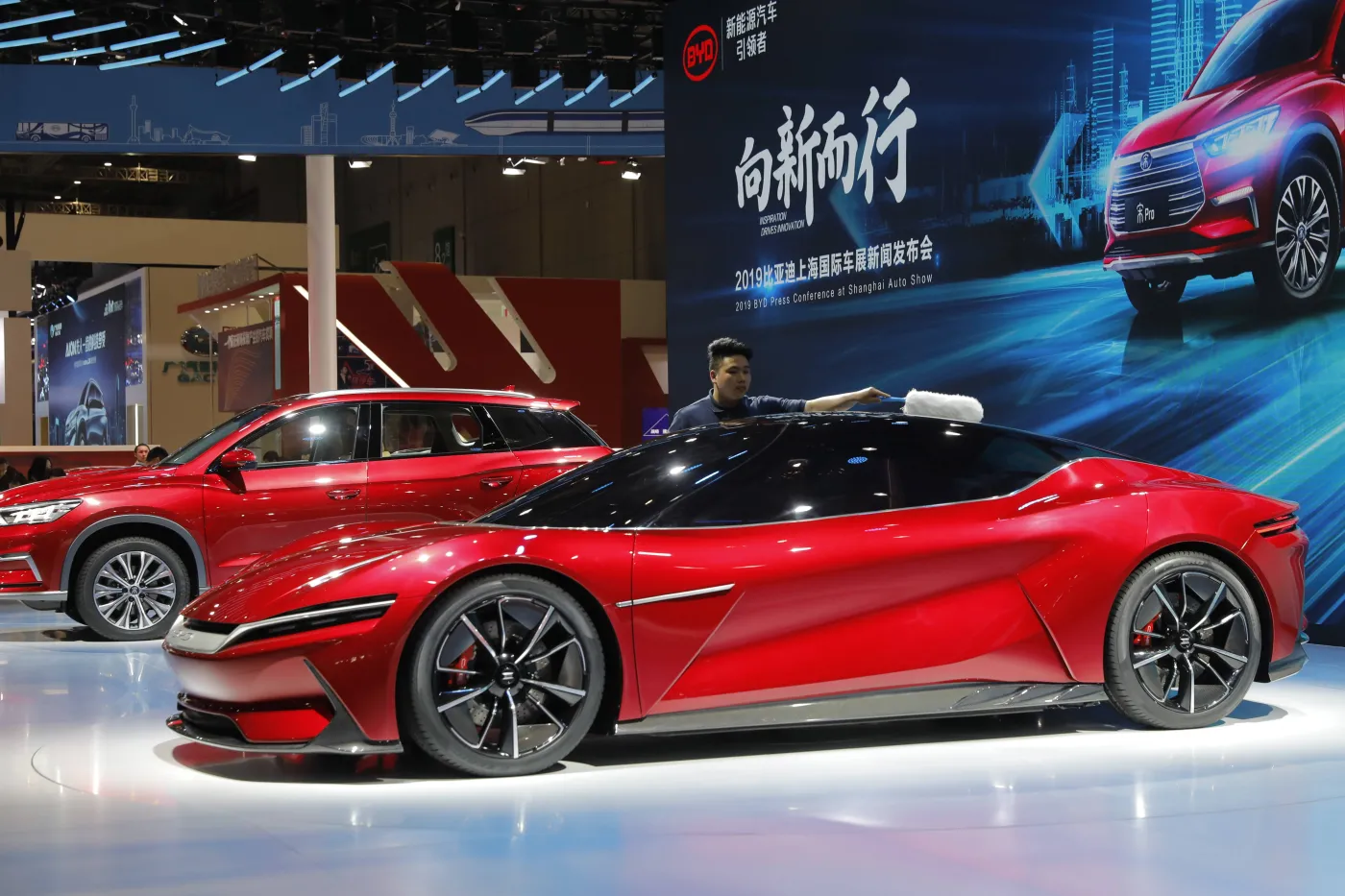 BYD e-speed GT - elektryczny prototyp pokazany w czasie salonu samochodowego w Szanghaju w 2019 roku
