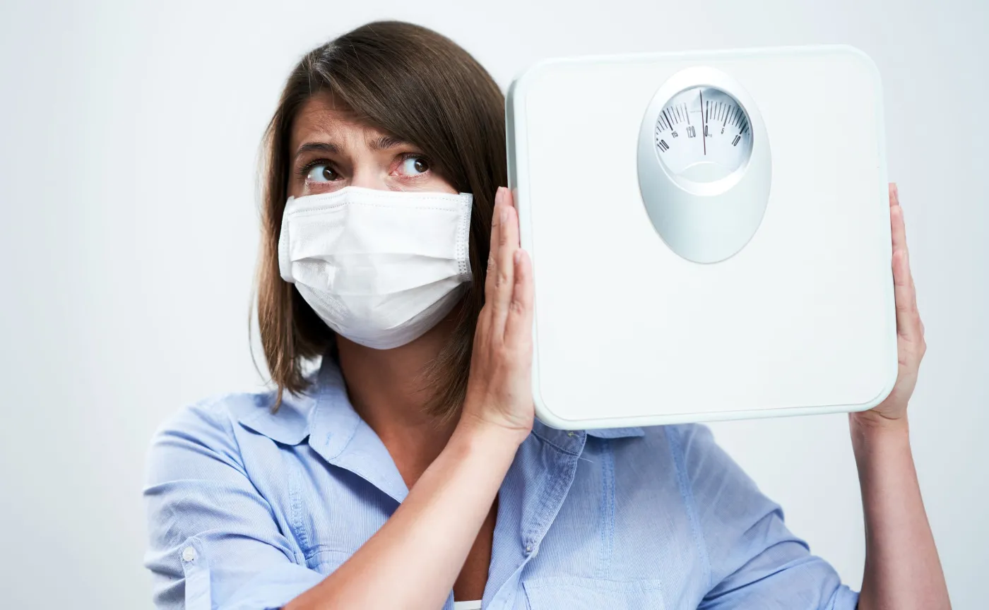 Tycie w czasie pandemii. „Część osób zajada słodycze emocjonalnie”