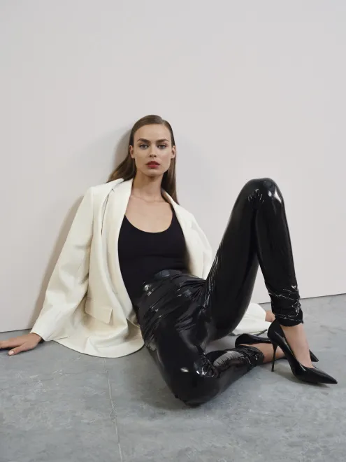kampania-wizerunkowa-kolekcji-gino-rossi-simple-chic-37076642.jpg