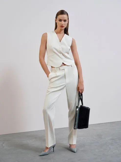 kampania-wizerunkowa-kolekcji-gino-rossi-simple-chic-37076648.jpg