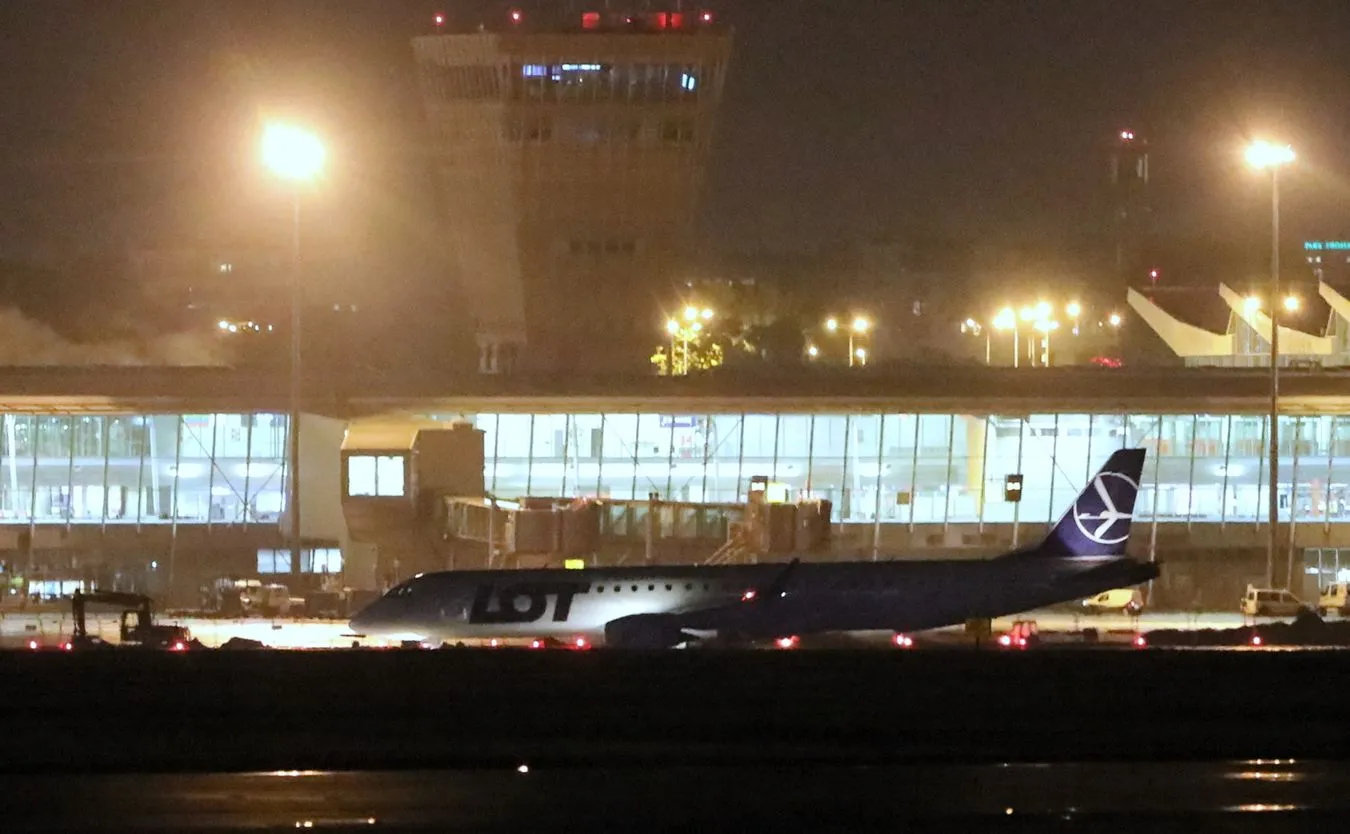 Dworczyk: Do tej pory do Polski przyleciało ponad 260 osób ewakuowanych z Afganistanu