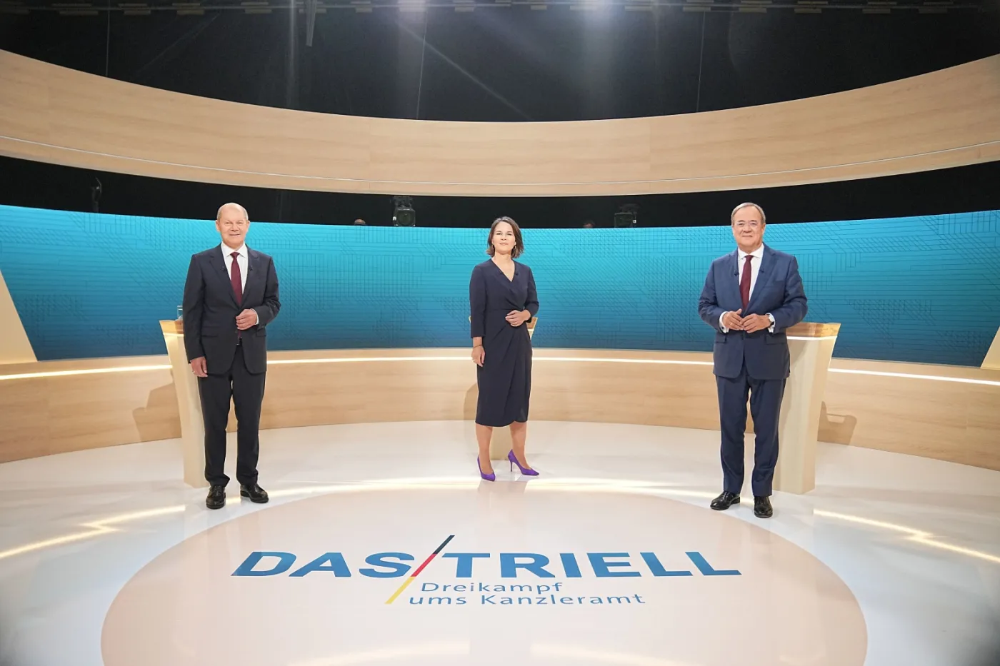 Telewizyjna debata kandydatów. "Scholz już wypowiada się jak kanclerz"
