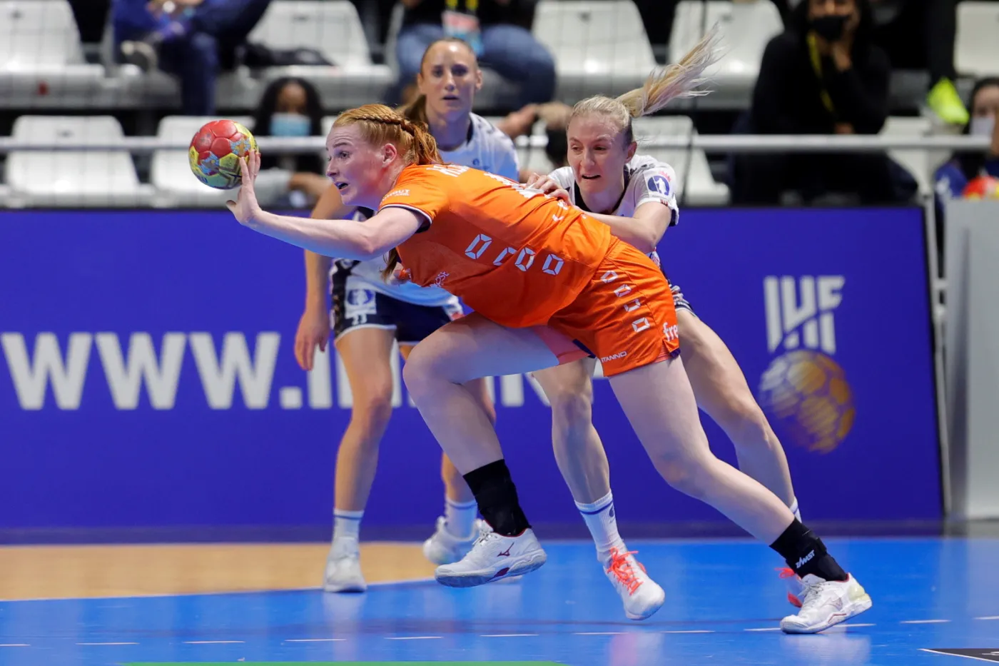 MŚ piłkarek ręcznych. Obrończynie tytułu poza turniejem