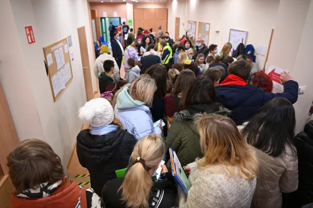 Ukraińcy tłumnie w kolejce po PESEL. W tym mieście nie ma już numerów obsługi na cały tydzień