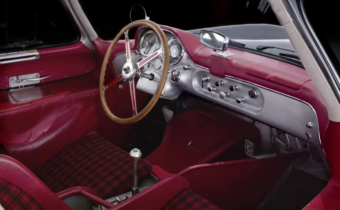 mercedes-300-slr-uhlenhaut-coupe-z-1955-roku-w-196-s-37461335.jpg