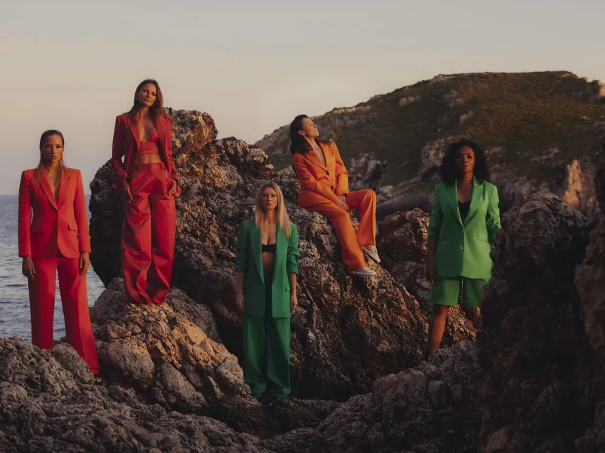 Ekipa nie do przebicia: Anna Lewandowska z przyjaciółkami w nowej kampanii kosmetyków swojej marki