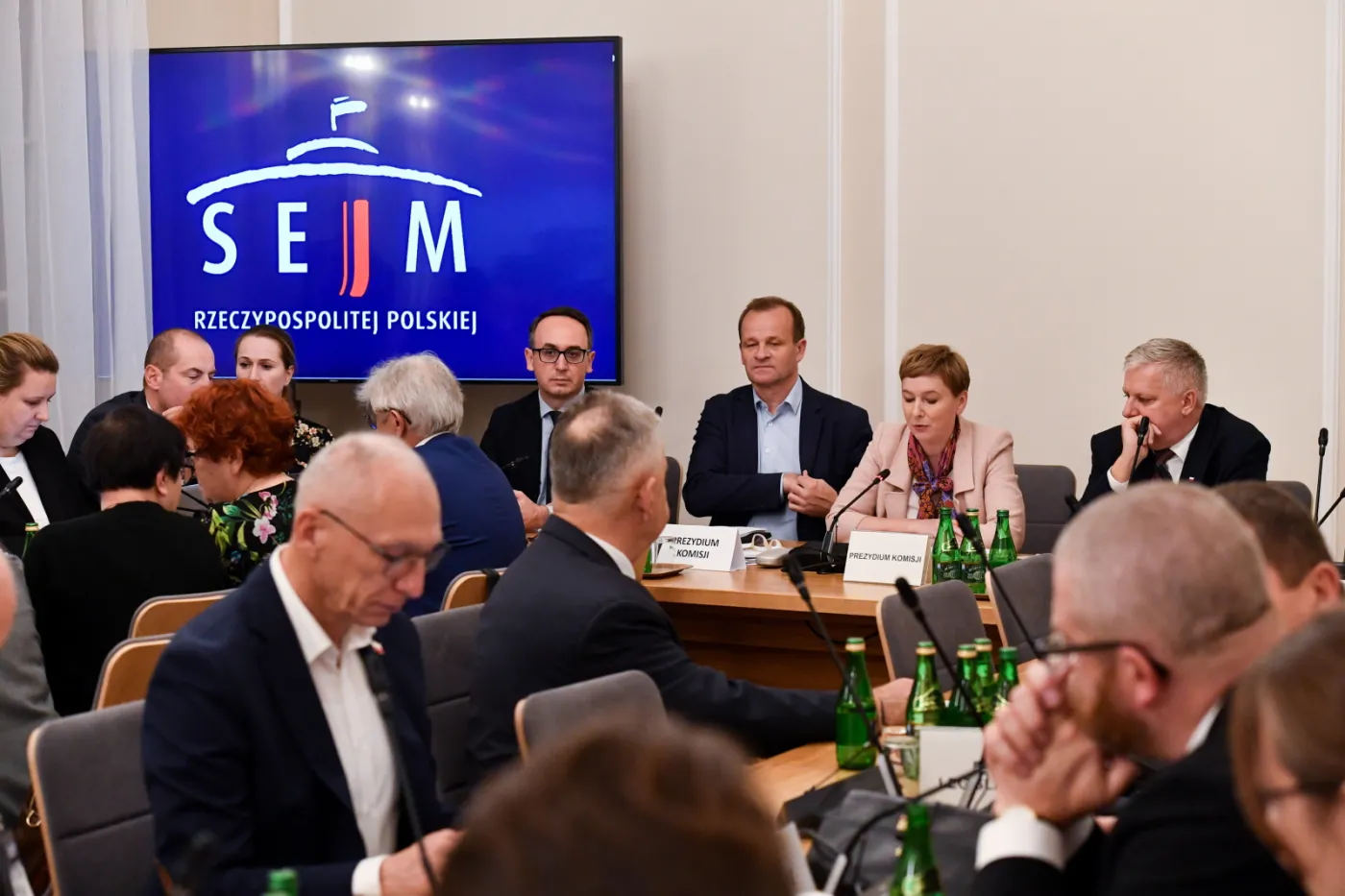 "Lex Czarnek mogło pójść do kosza". Opozycja przegrała 16 do 15. Czworga posłów nie było