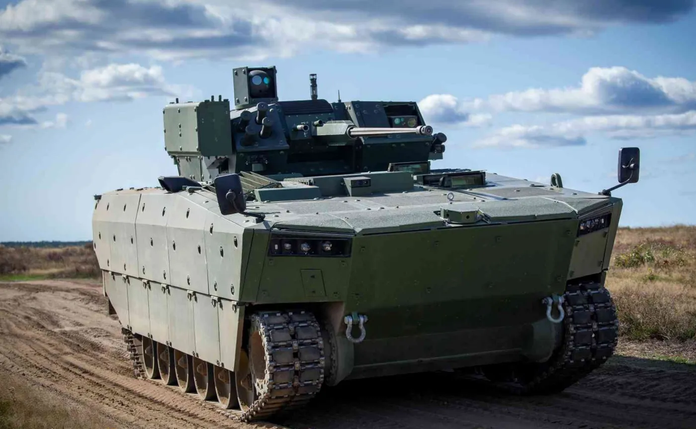 Bojowy wóz piechoty Borsuk będzie takim samym hitem jak Kraby? [ROZMOWA]