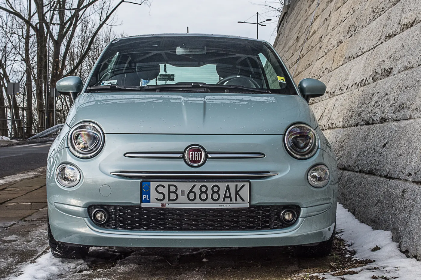 fiat-500-hybrid-lata-mijaja-a-zmarszczek-nie-widac-37056317.jpg