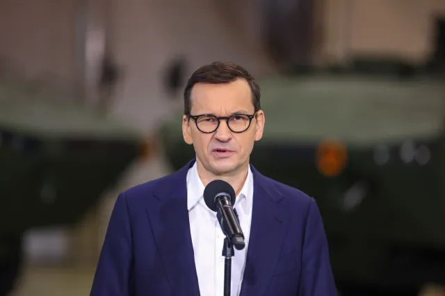 Premier: Ukraina chce kupić od nas sto Rosomaków