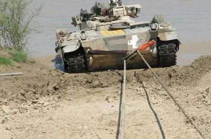 Zdjęcie rzekomo "utopionego" niemieckiego transportera