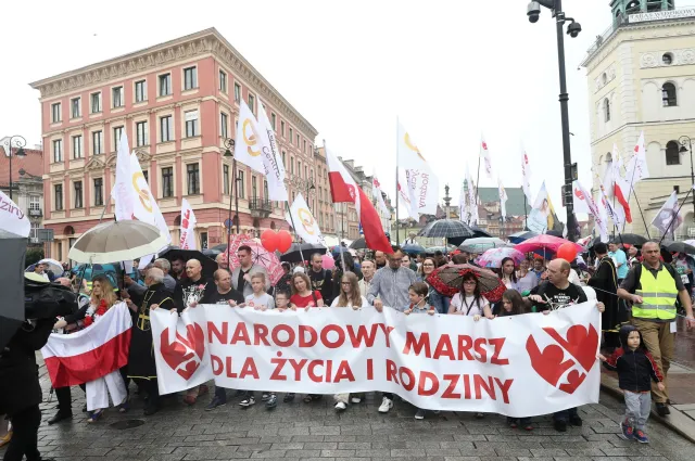 Narodowy Marsz dla Życia i Rodziny. "Nie możemy sprowadzać rodziny do patologii"