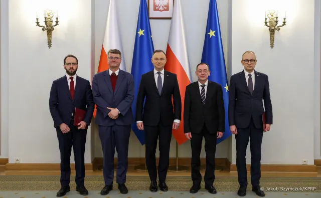 Wąsik i Kamiński u prezydenta. Są zdjęcia z Pałacu