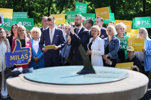 Eurowybory 2024. Hołownia zapowiada koniec zmian czasu