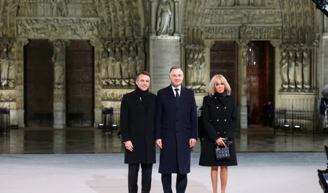 Wpadka Andrzeja Dudy w Paryżu. Prezydent złamał zasady etykiety