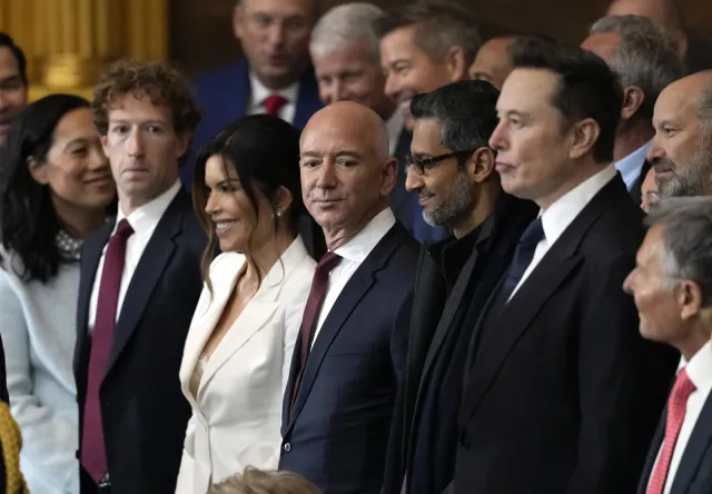 Giganci na inauguracji Trumpa. Zuckerberg, Bezos, Pichai i Musk przybyli na Kapitol