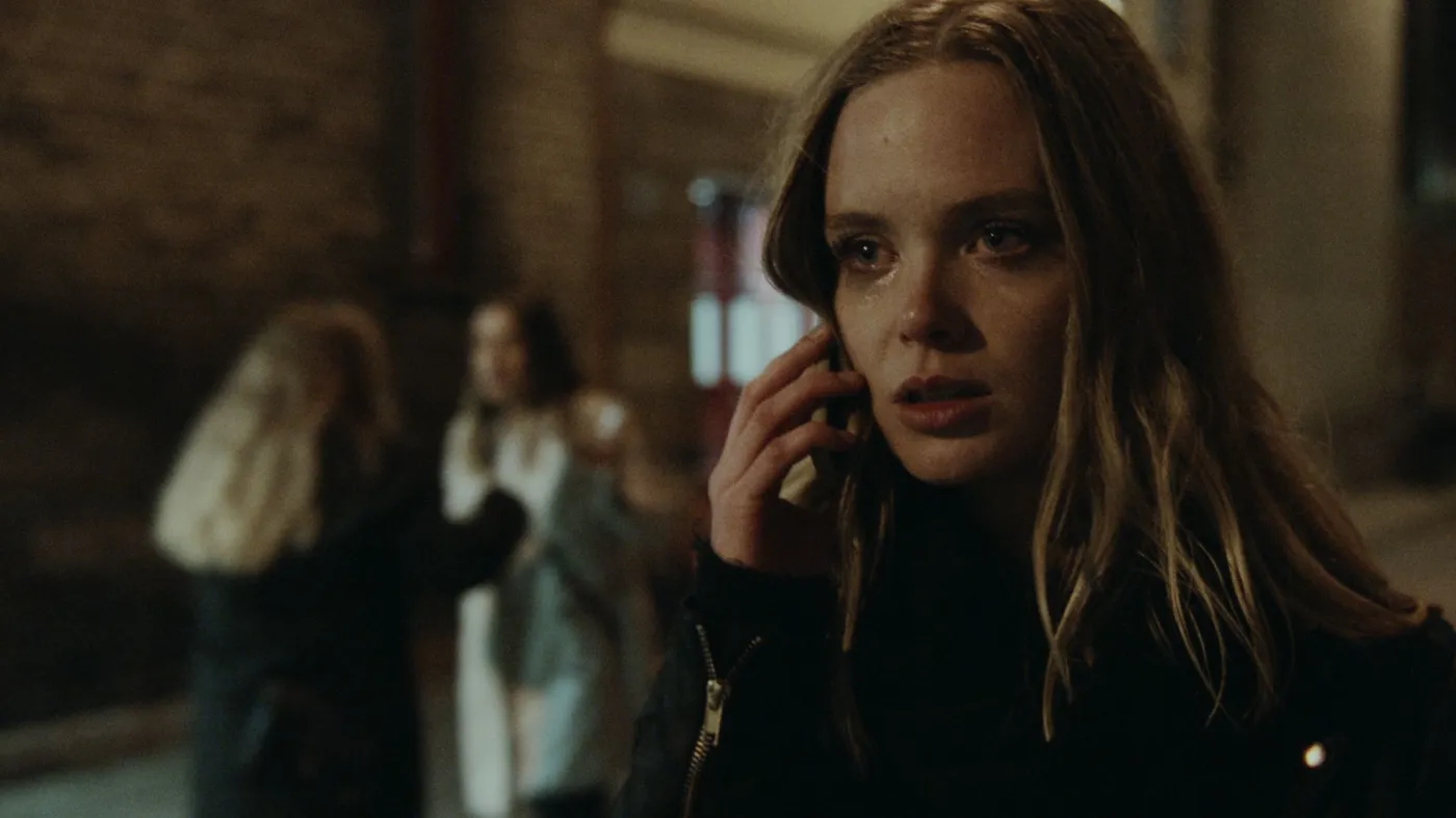 Matilda Källström w drugim sezonie serialu "Threesome"