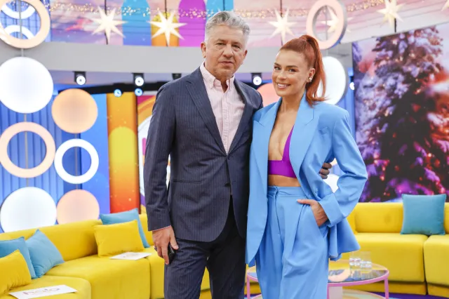 Janusz Józefowicz został dziadkiem. Partnerka jego syna pokazała zdjęcie dziecka [FOTO]