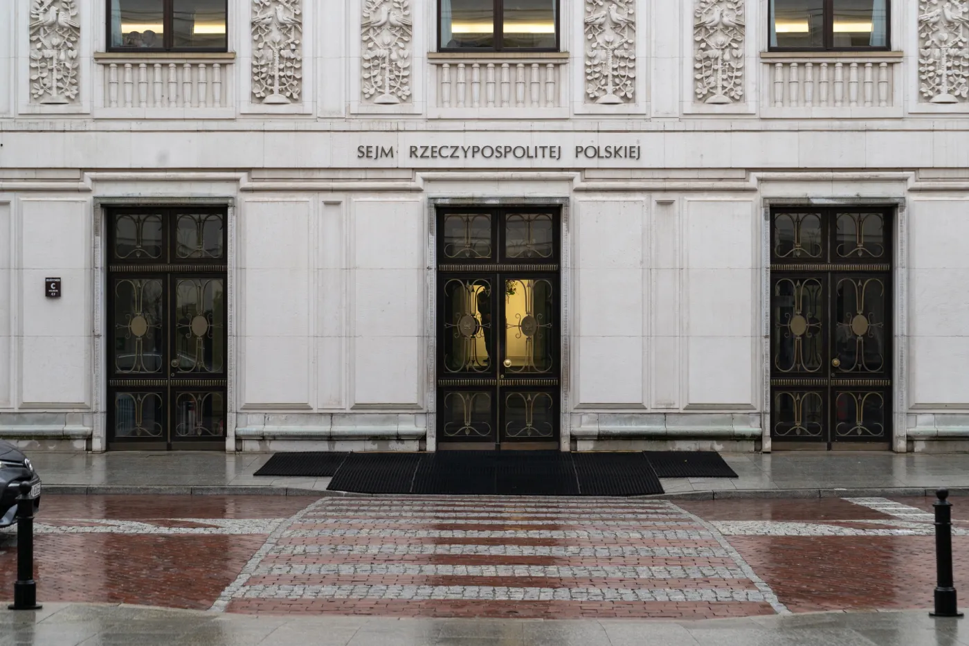 PiS wraca w 2027 r. do władzy? Opinie Polaków nie pozostawiają złudzeń [SONDAŻ]