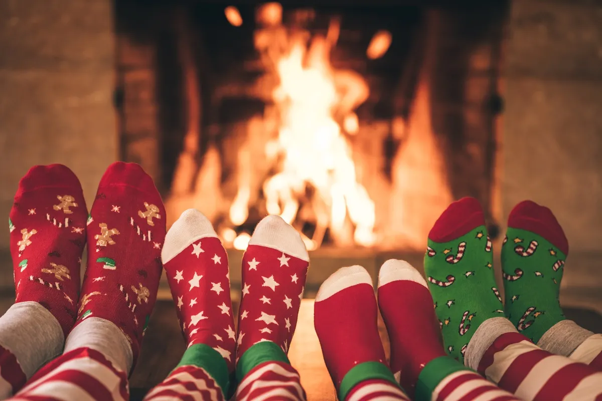 swiateczne-skarpetki-prezent-na-mikolajki-do-50-zl-38962277.jpg