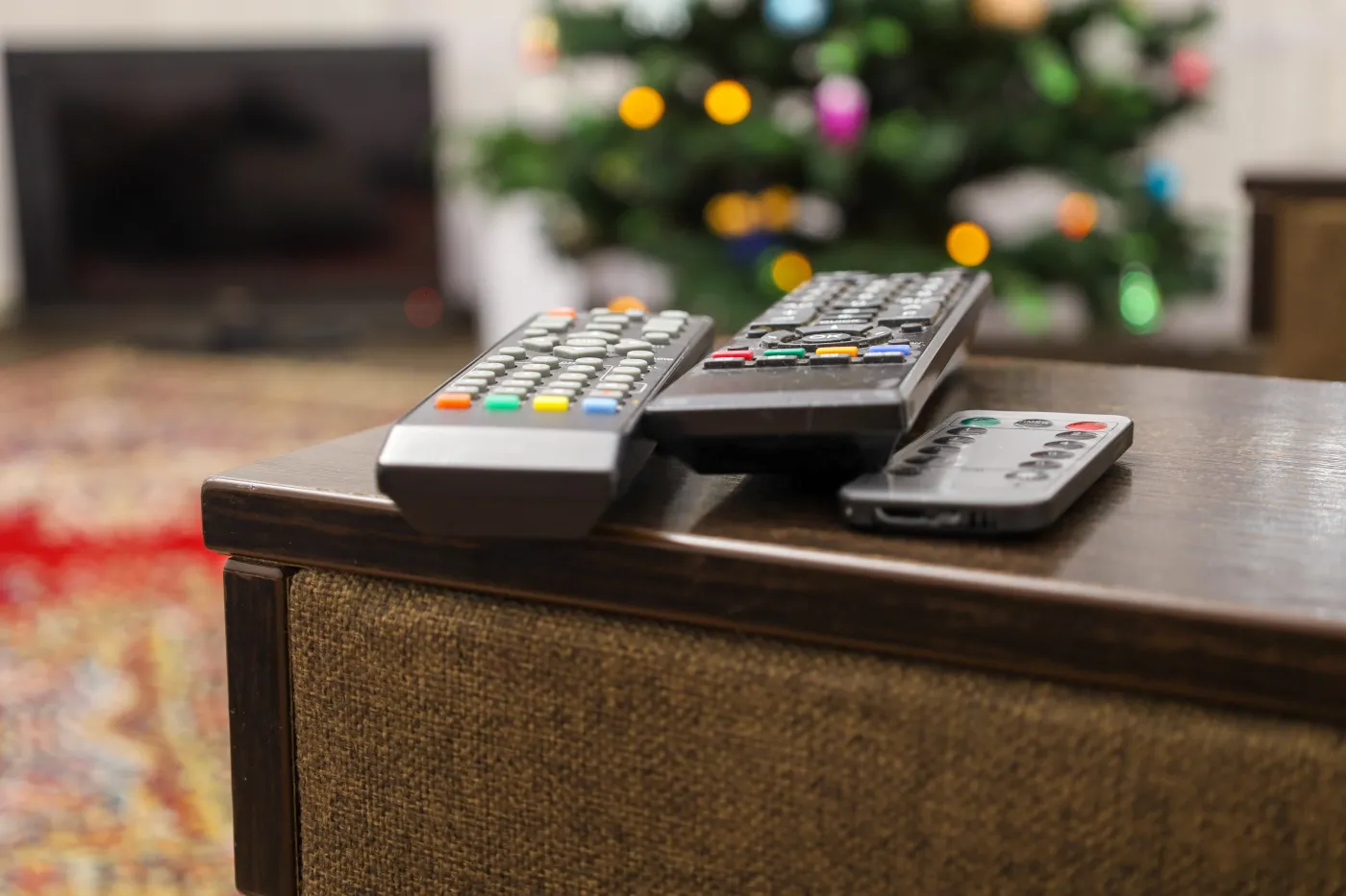 Święta 2025 w telewizji. Co zobaczymy w Wigilię i Boże Narodzenie? [PROGRAM TV]