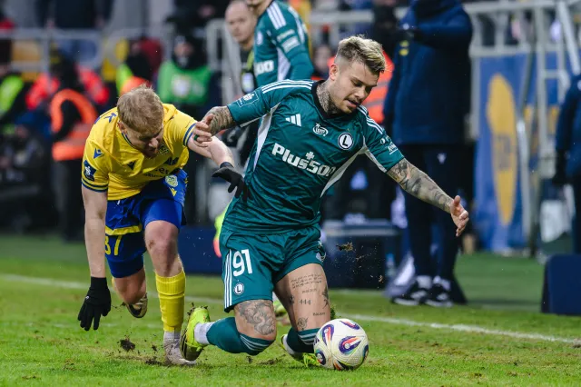 Legia Warszawa była w piekle. Antonio Colak w 5 minut podniósł ją z kolan