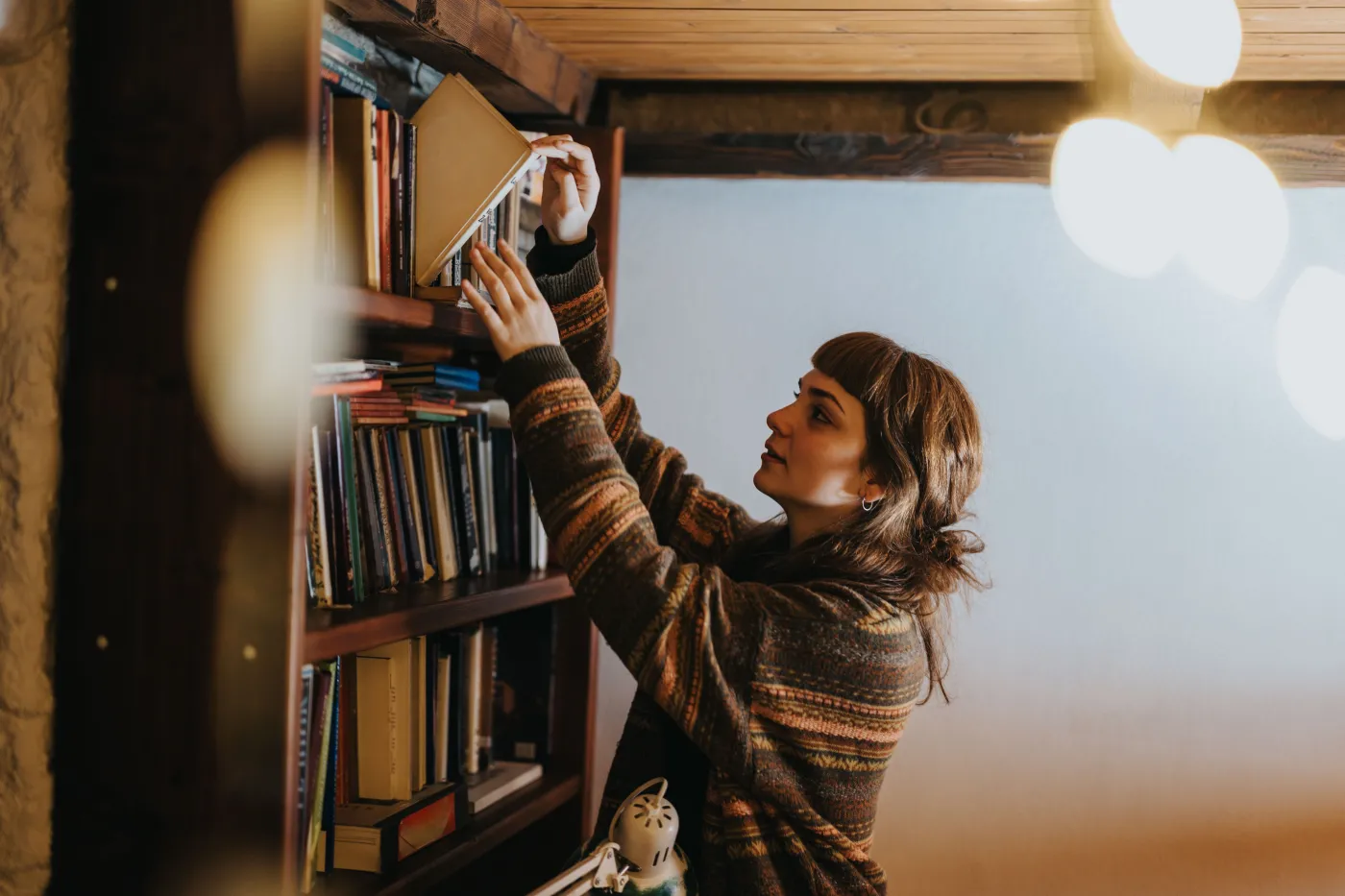 Arcydzieła literatury światowej. Dopasuj powieść do autora. Przyjemny quiz dla moli książkowych