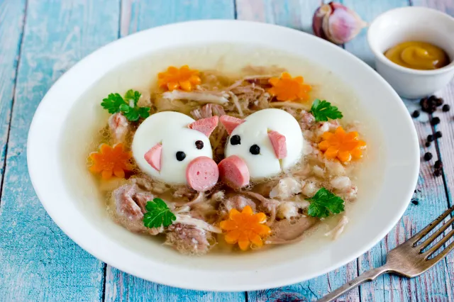 Schab po warszawsku. Wykwintna, klasyczna i pyszna przekąska na Wielkanoc