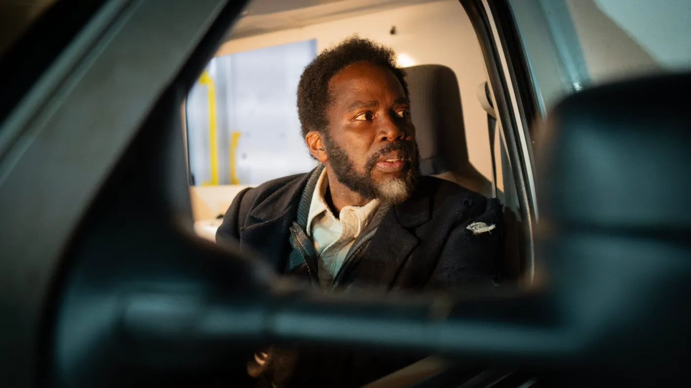 Harold Perrineau w czwartym sezonie serialu "Stamtąd"