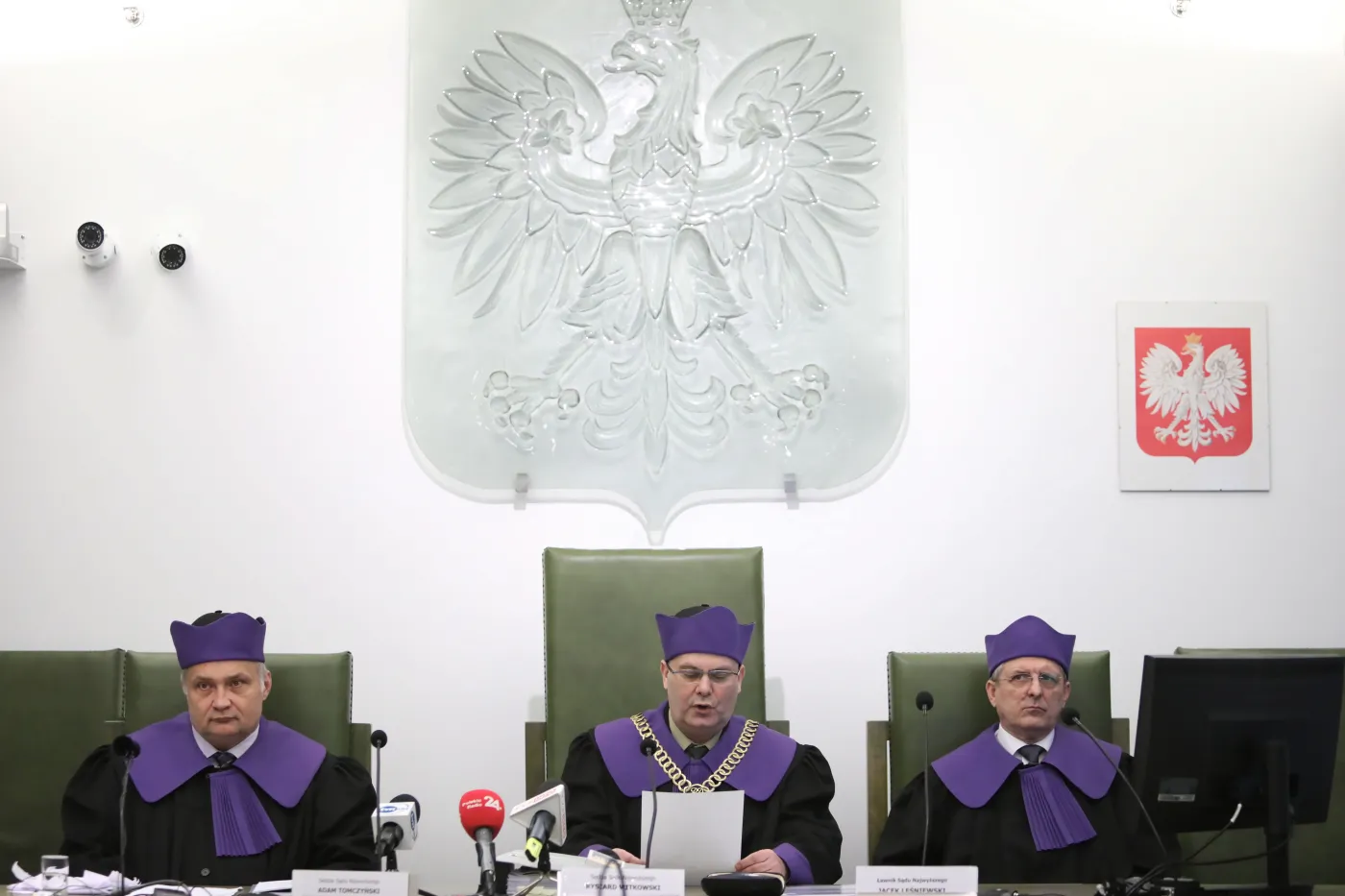 Zawieszenie Juszczyszyna. "Sędziowie powinni odłożyć na bok politykę"