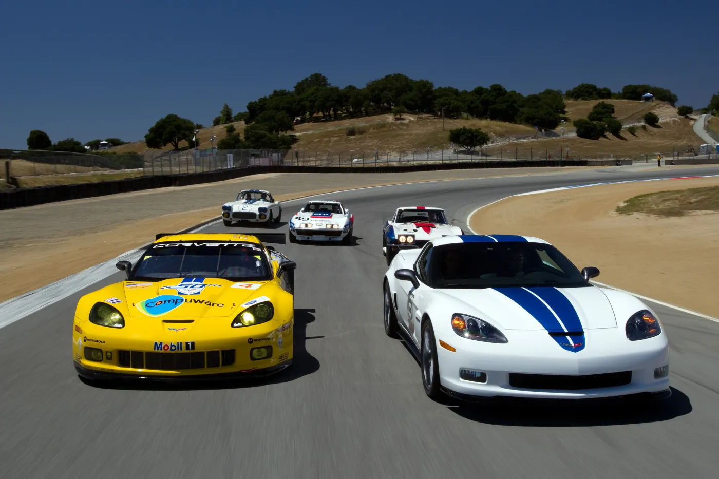 5140753-2010-corvette-racing-le-mans-50th-anniversary-1prn7498.jpg