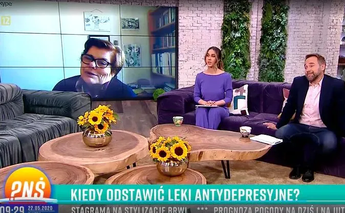 Wpadka Łukasza Nowickiego w śniadaniówce TVP: Najlepszym lekiem na depresję jest "Pytanie na śniadanie"