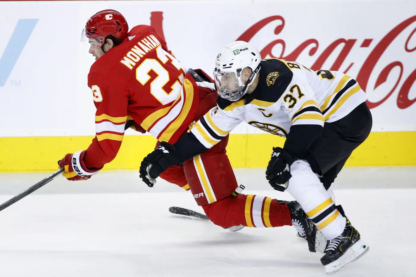 NHL. Mecze Calgary Flames odwołane z powodu pandemii