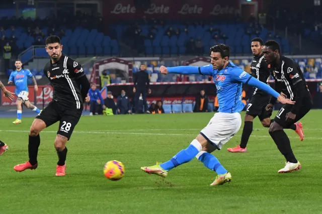 Liga włoska. Kolejna wpadka Napoli. Ucieczka klubów z Mediolanu