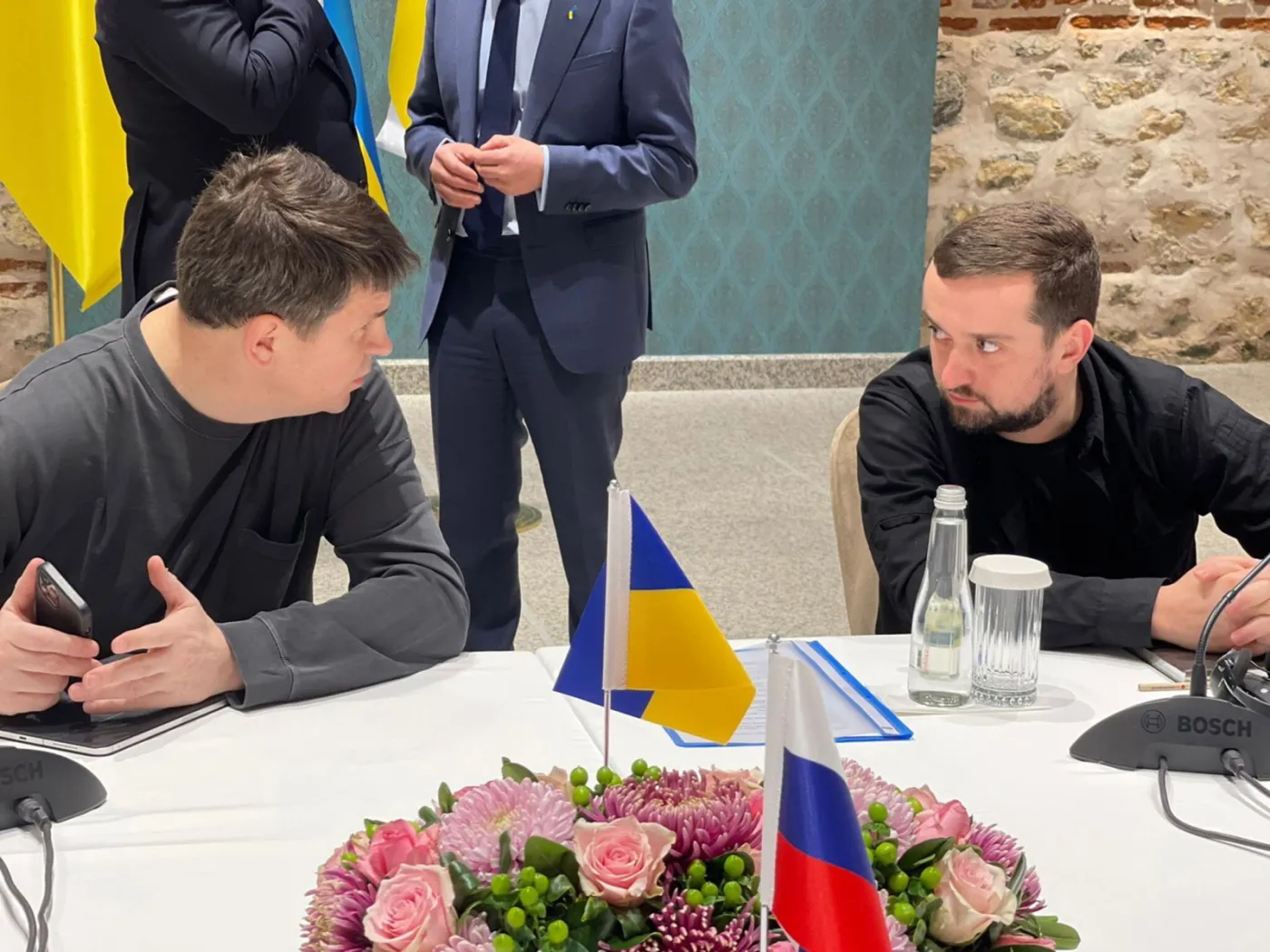 Kolejna runda negocjacji zakończona. Ukraina proponuje "system", wśród gwarantów - Polska