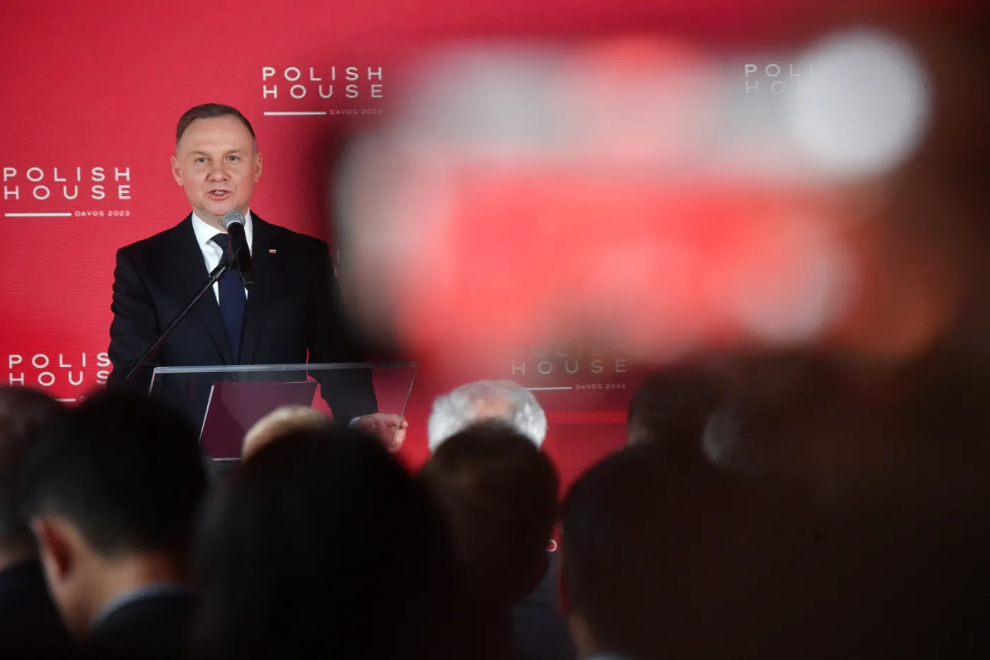 Niemieckie media rozpływają się w zachwytach. "Dom Polski błyszczy", "Duda rozchwytywany", "Polacy nowocześni i otwarci"