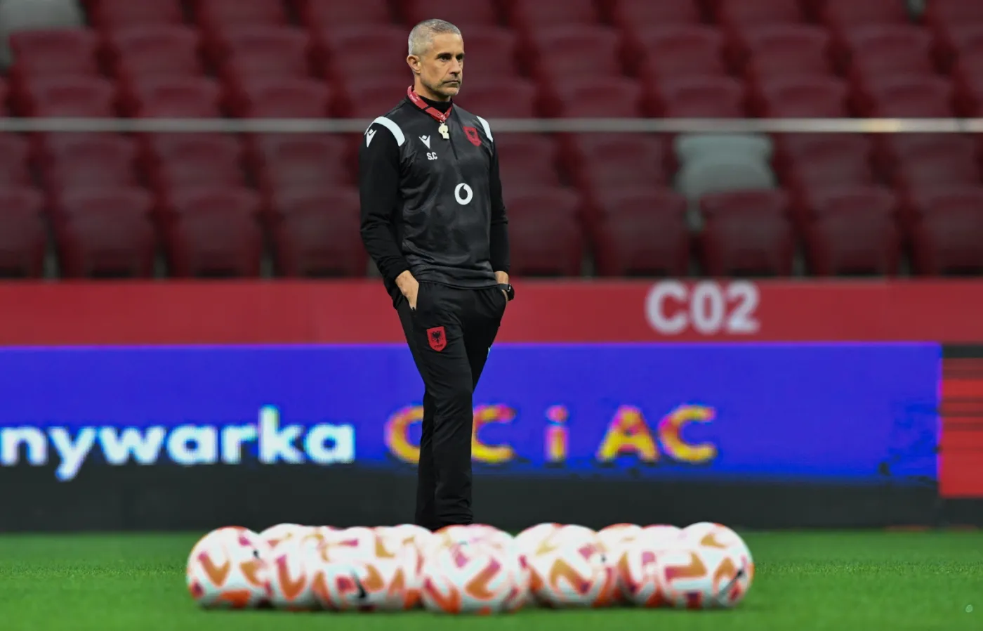 Selekcjoner piłkarskiej reprezentacji Albanii Sylvinho 