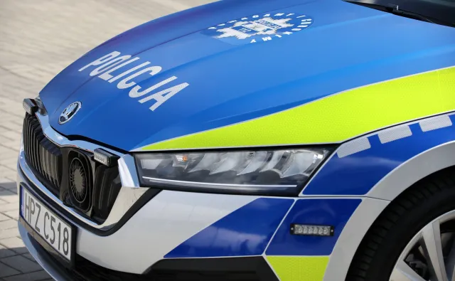 Czy można wyprzedzić rowerzystę na ciągłej? Biegły sądowy kontra sztuczna inteligencja