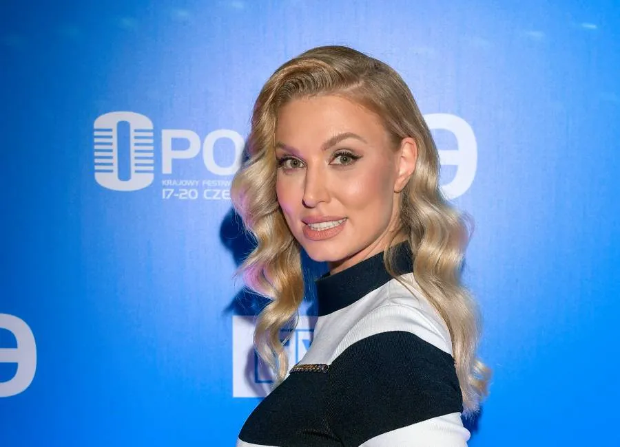 Za czasów Jacka Kurskiego była gwiazdą TVP Info. Teraz żegna się z kanałem [FOTO]