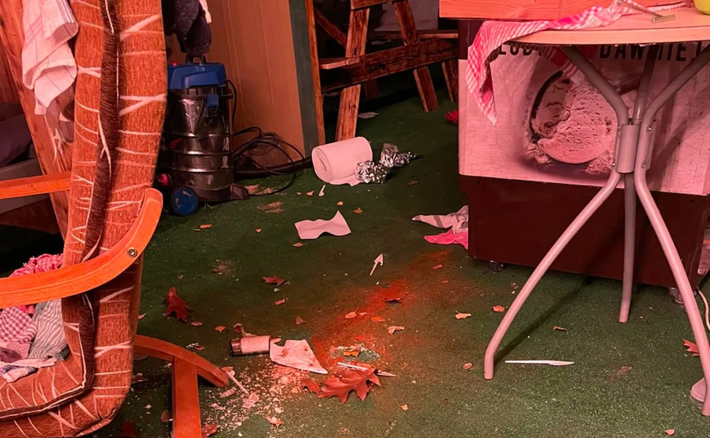 Demolka w barze. Nastolatki narobiły szkód na kilkanaście tysięcy złotych