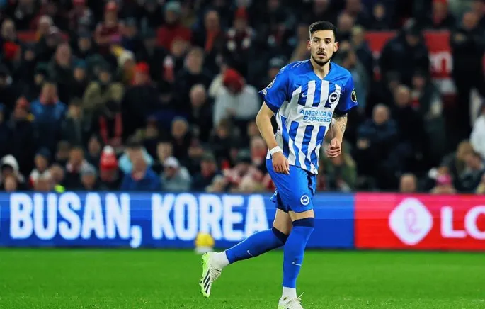 Jakub Moder fatalnie przestrzelił w meczu z West Hamem