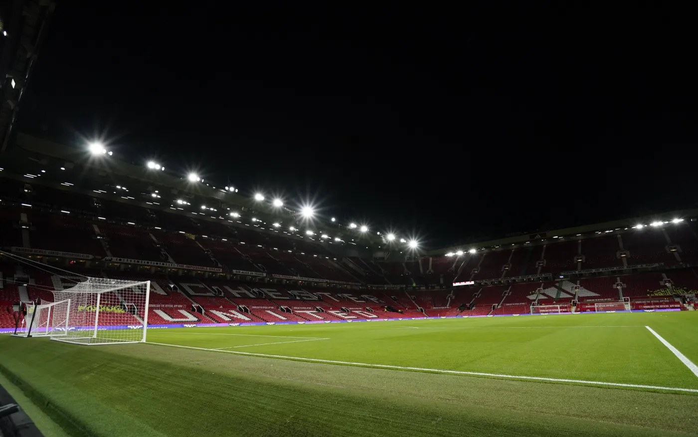 Tak będzie wyglądał nowy stadion Manchesteru United [WIDEO]